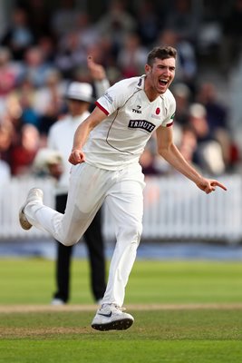 Craig Overton Somerset v Nottinghamshire County Ground 2016