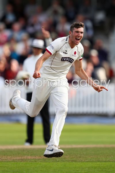 Craig Overton Somerset v Nottinghamshire County Ground 2016
