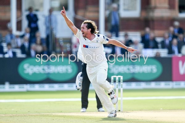 Ryan Sidebottom Yorkshire v Middlesex Lords 2016