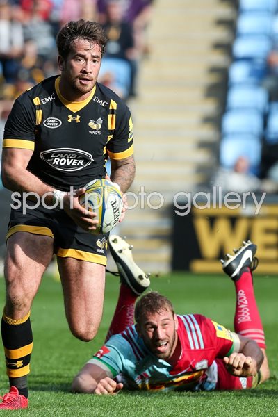 Danny Cipriani Wasps beats Chris Robshaw Harlequins 2016