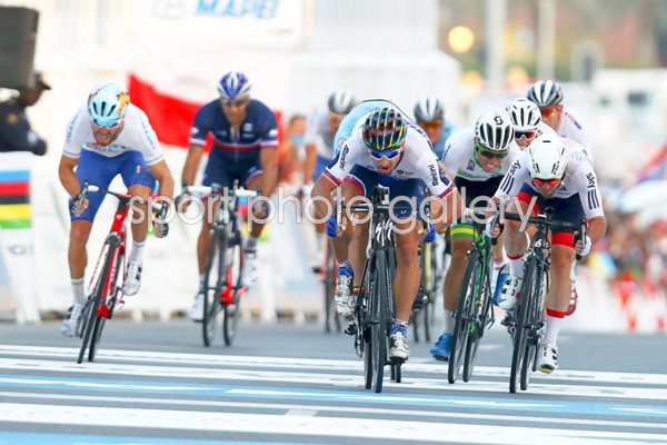 Peter Sagan beats Mark Cavendish Qatar 2016