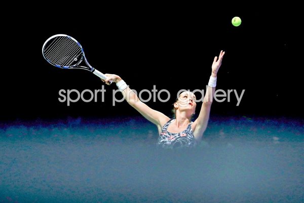 Agnieszka Radwanska serves BNP Paribas 2016