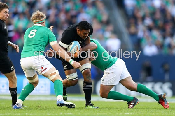 Jamie Heaslip Ireland v Jerome Kaino New Zealand 2016