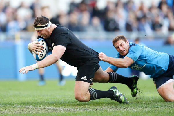 Wyatt Crockett New Zealand try v Italy