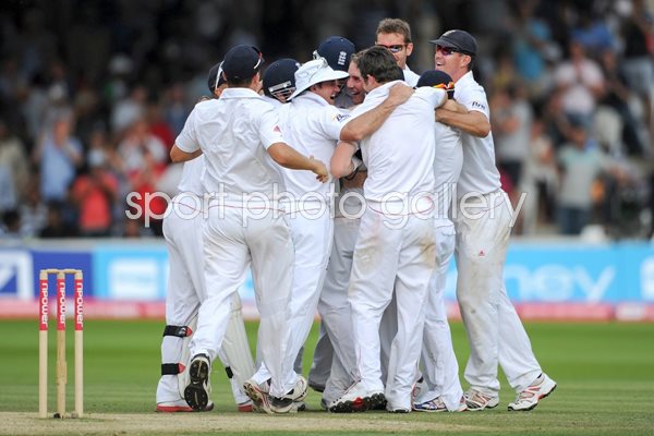 Stuart Broad England Lord's 2011