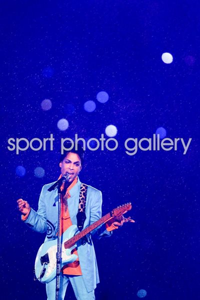 Prince on stage 2007