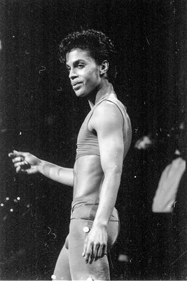 Prince raw on stage