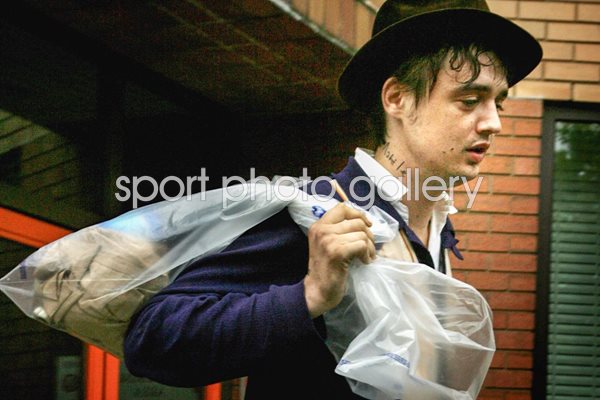 Pete Doherty Arrested Over Alleged Drug Possession