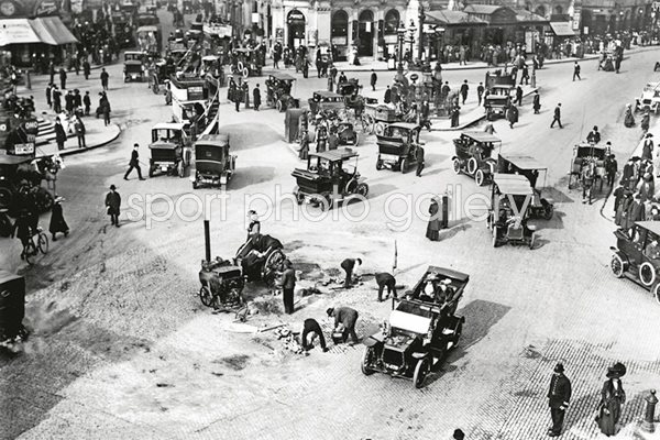 Piccadilly Circus 1910