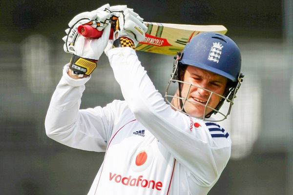 Andrew Strauss practice portrait