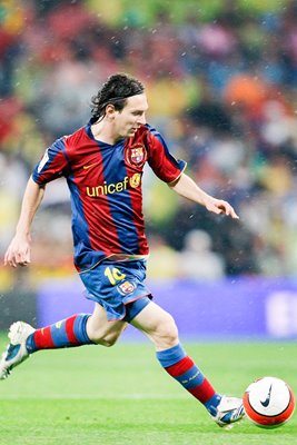 Lionel Messi on the ball for Barcelona 2008