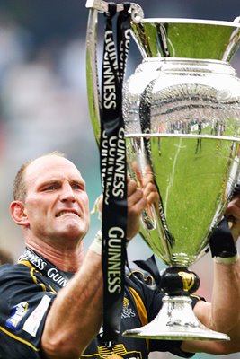 Lawrence Dallaglio & Premiership Final trophy