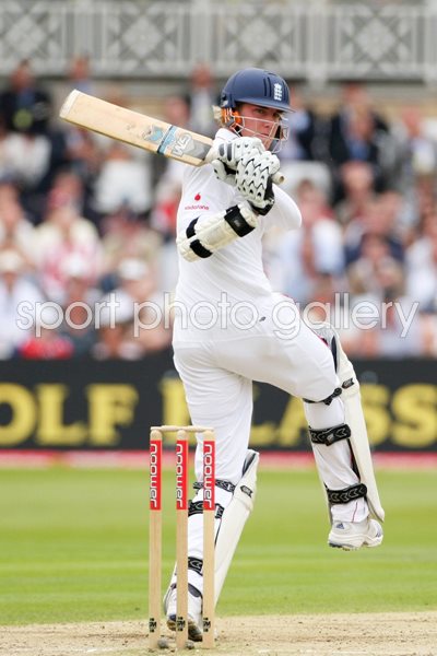 Stuart Broad batting for England v New Zealand 2008