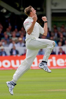 Morne Morkel celebrates wicket at Lord's 2008