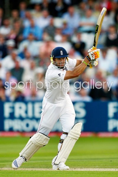 Kevin Pietersen in action Lord's 2008