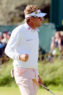 Ian Poulter long par putt on 18th Final Round