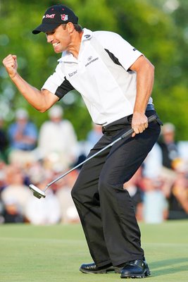 Padgraig Harrington celebrates winning putt