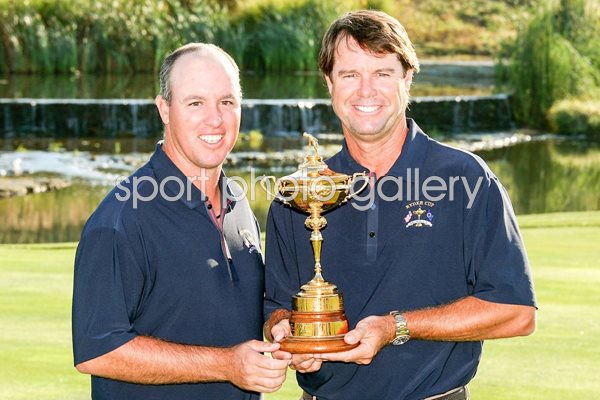 Zing and Boo pose with Ryder Cup at Valhalla 2008