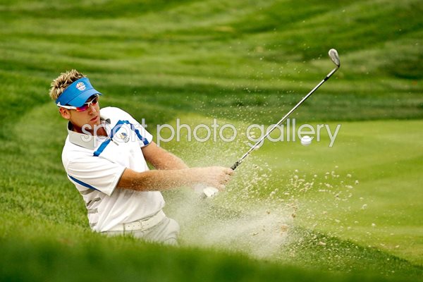 Ian Poulter splashes from sand 2008 Ryder Cup 