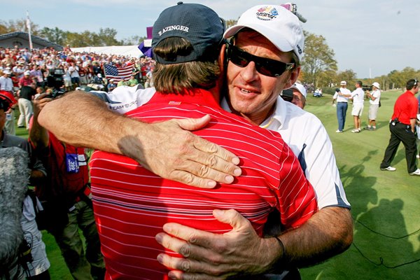 Nick Faldo congratulates Paul Azinger