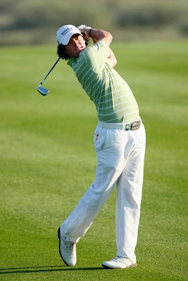 Rory McIlroy Dubai Desert Classic action 2009