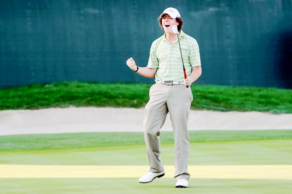 Rory McIlroy celebrates Dubai Desert Classic win 2009