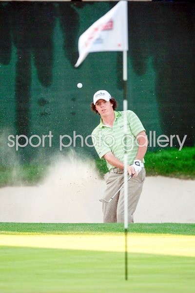 Rory McIlroy up and down from bunker to win