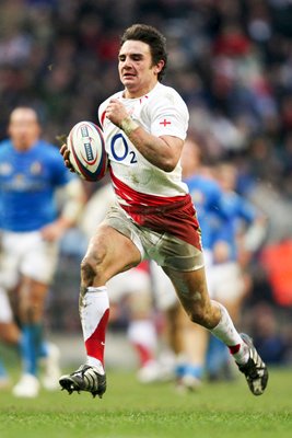 Harry Ellis sprints clear to score v Italy 6 Nations 2009