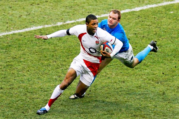 Delon Armitage breaks v Italy Twickenham 2009