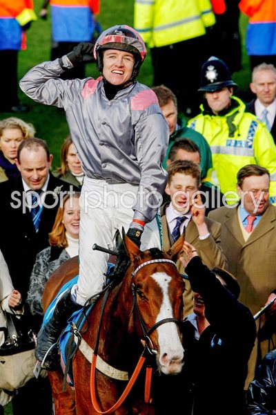 Barry Geraghty celebrates Champion Hurdle win 2009