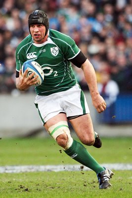 Stephen Ferris on the charge v Scotland 2009