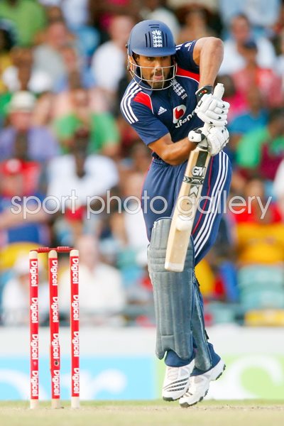 Ravi Bopara ODI action v West Indies 2009