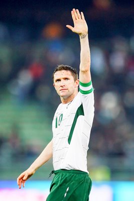 Robbie Keane celebrates at the final whistle 