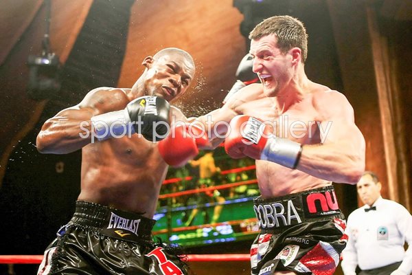 Carl Froch powers to win over Jermain Taylor 2009