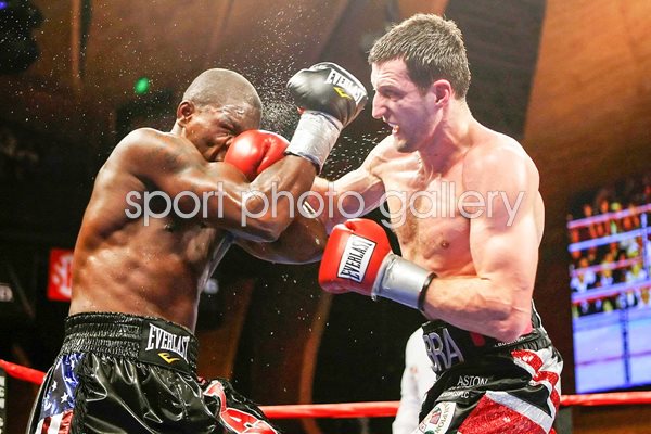 Carl Froch dominates Jermain Taylor 2009