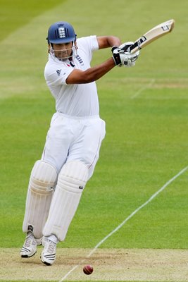 Ravi Bopara on his toes for England v West Indies Lords 2009