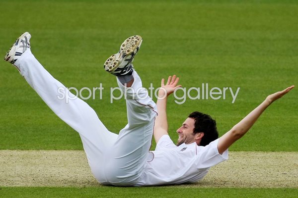 Graham Onions celebrates 5 for at Lords