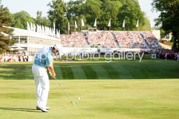 Paul Casey hits into 18 PGA 2009 Final Round