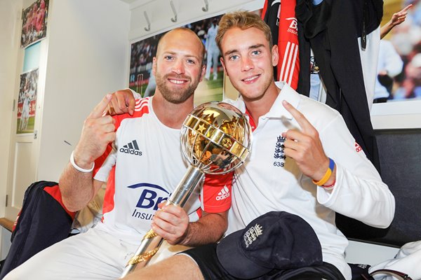 Stuart Broad and Matt Prior Oval 2011