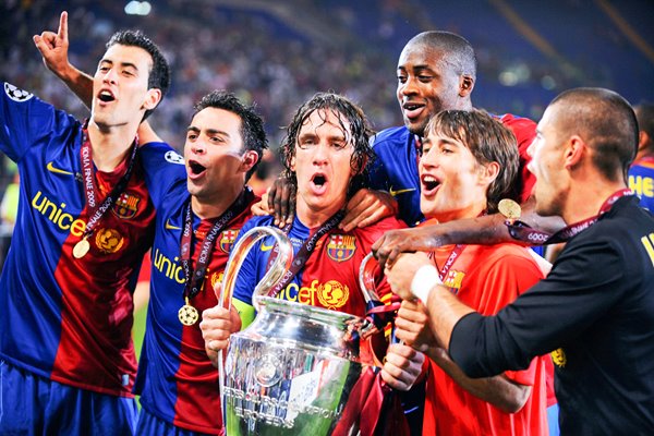 Puyol with his team mates celebrate Champions League 2009 win