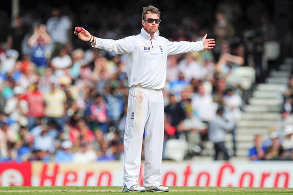 Graeme Swann Flintoff Style Oval 2011