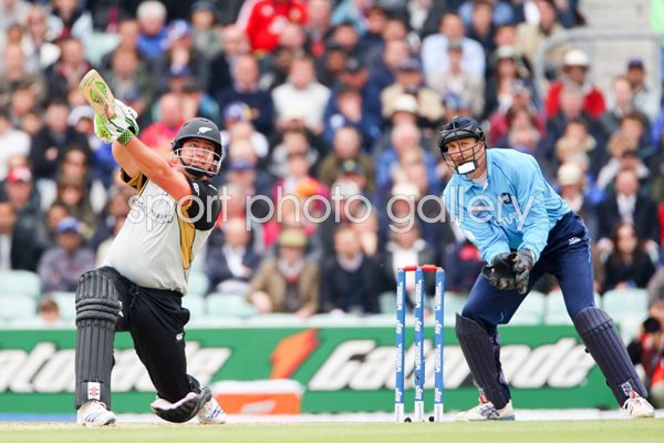 Jesse Ryder of New Zealand in action v Scotland