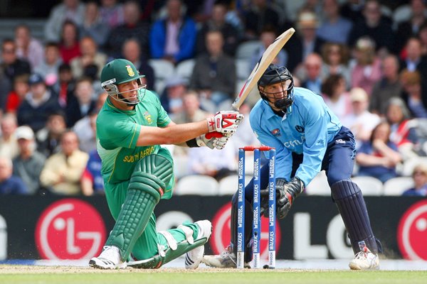 South Africa's Jacques Kallis in action