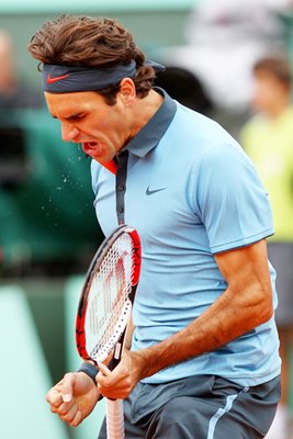 Roger Federer celebrates during final 