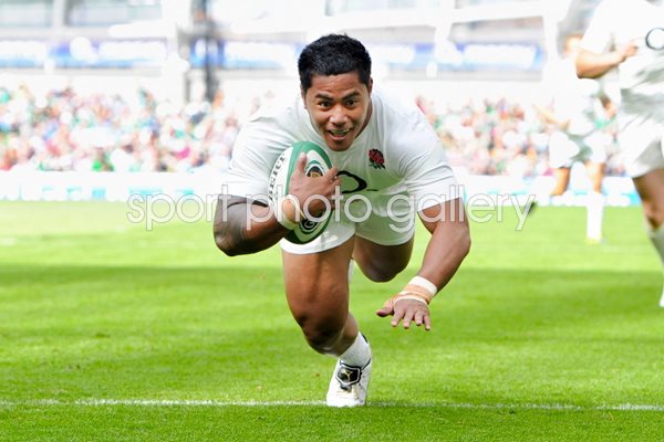 Manu Tuilagi scores v Ireland 2011
