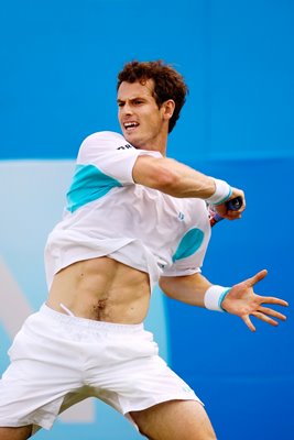 2009 Andy Murray plays a forehand in AEGON