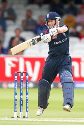 2009 Player of the Tournament Claire Taylor in action