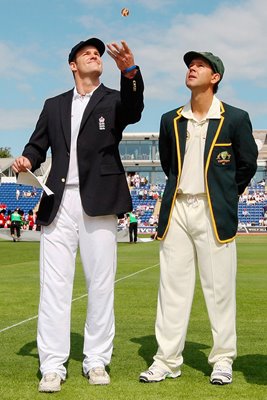 Captains Coin Toss Ashes 2009 - 1st Test