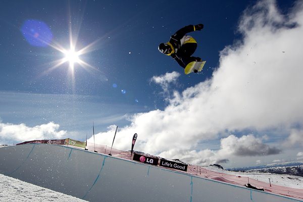 Taku Hiraoka Snowboard Half Pipe New Zealand 2011