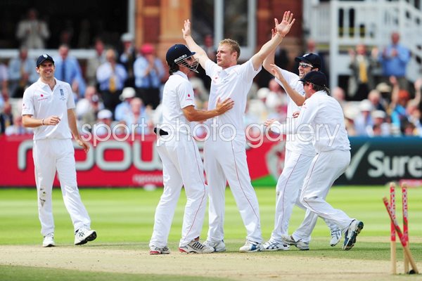 Freddie celebrates Lords - Ashes 2009